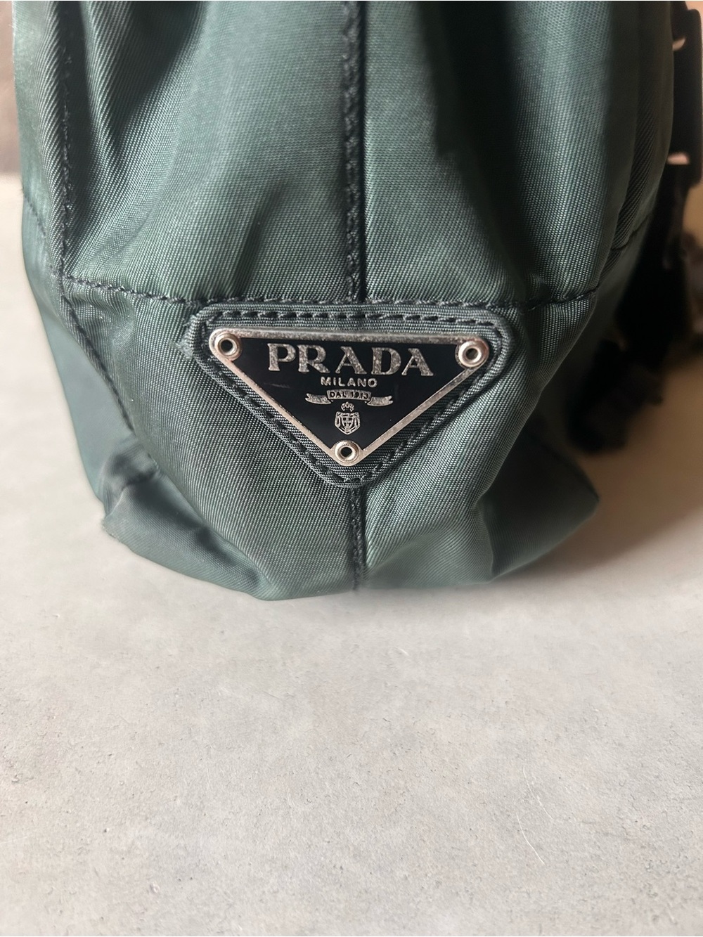 PRADA Shoulder Bag in Dark Green with Chain Strap - Picture 2 of 10